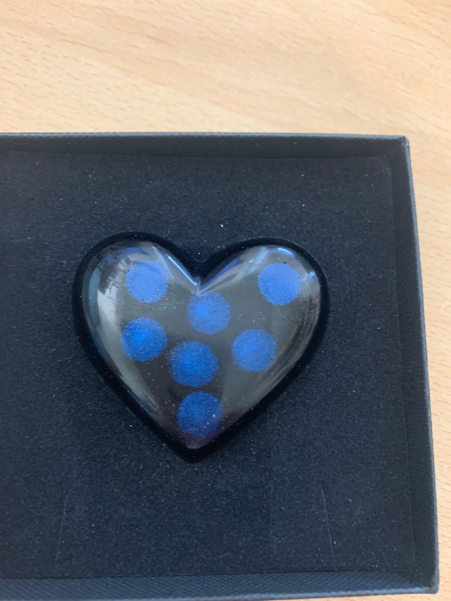 Pocket Hug - Resin Art