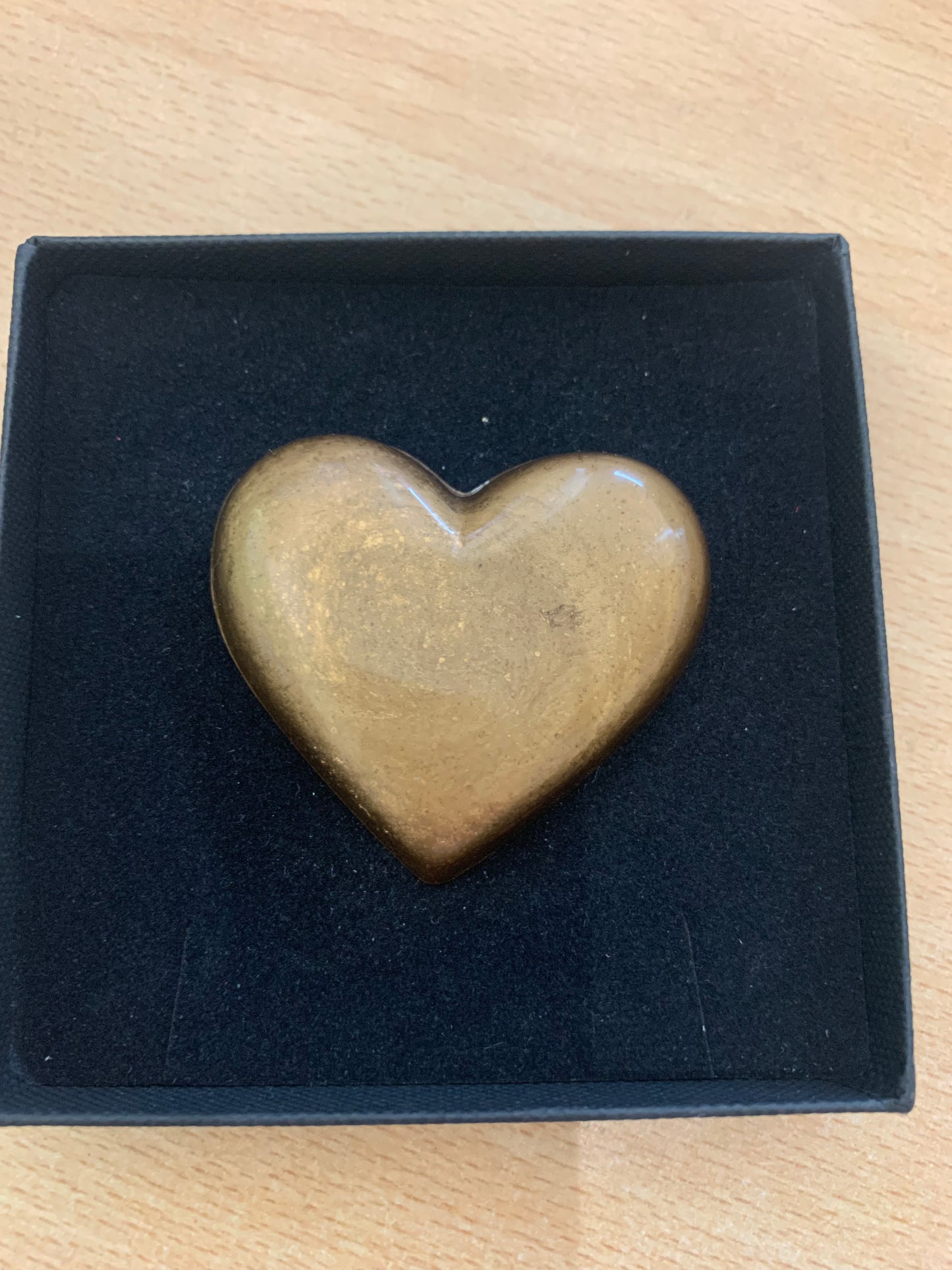Pocket Hug - Resin Art