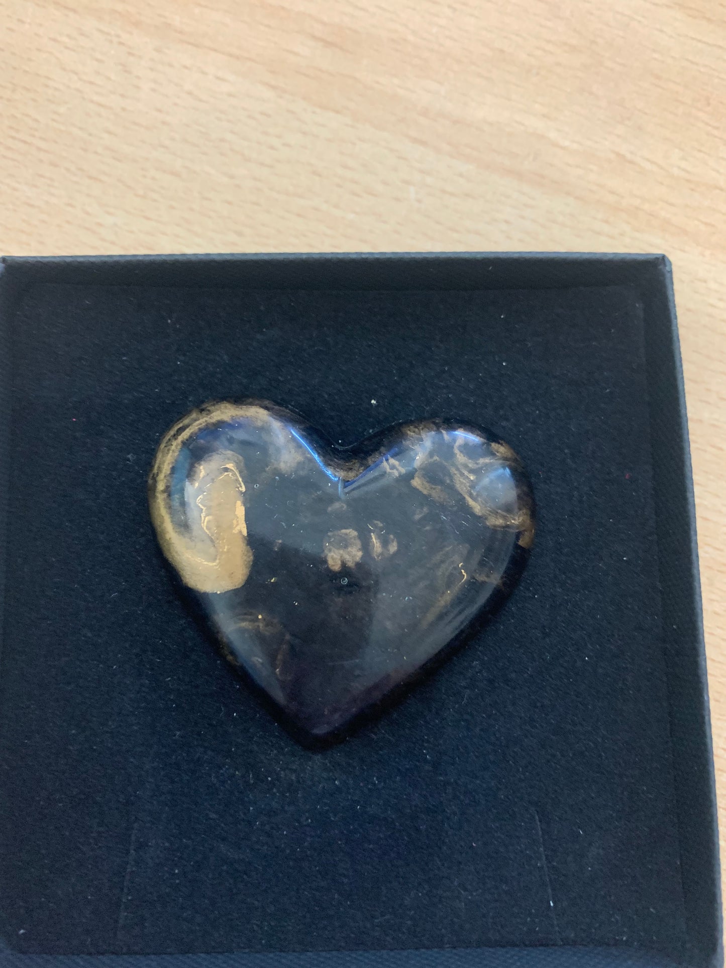 Pocket Hug - Resin Art