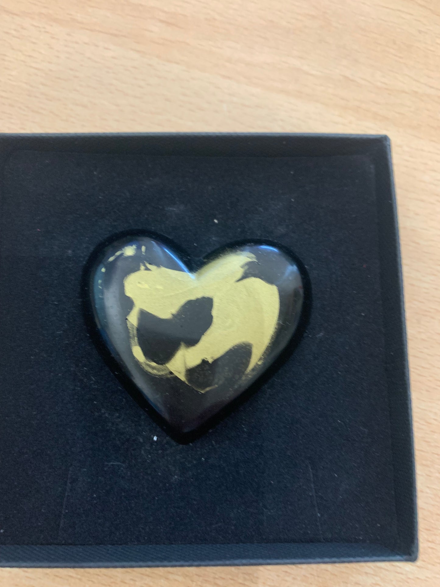 Pocket Hug - Resin Art