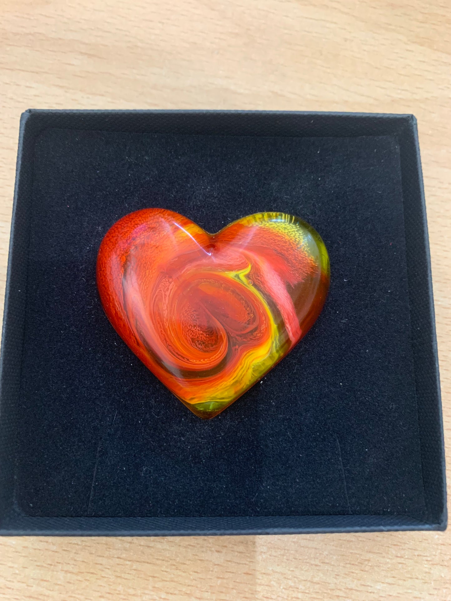 Pocket Hug - Resin Art
