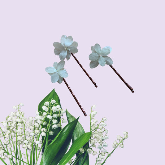 White Hydrangea Hair Pins x 3
