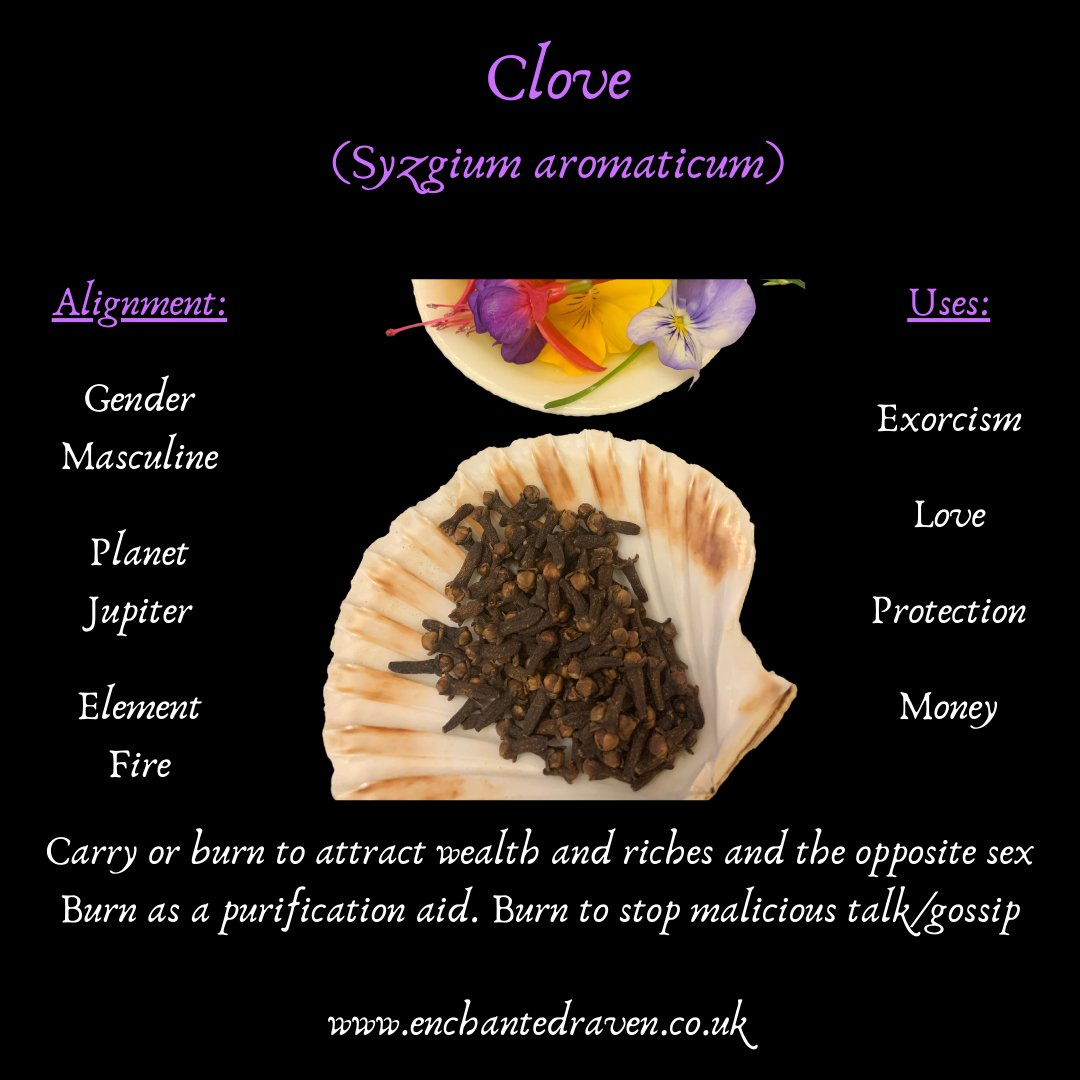 Cloves whole