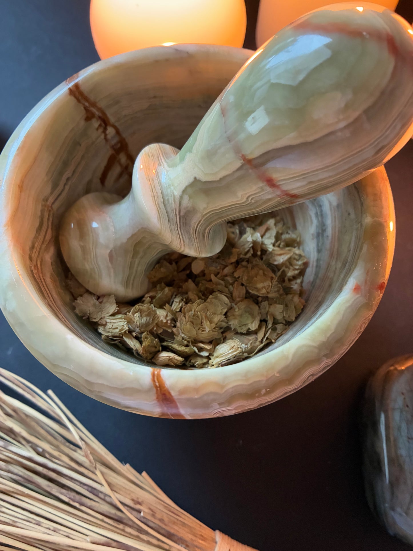 Dried hops for healing magic