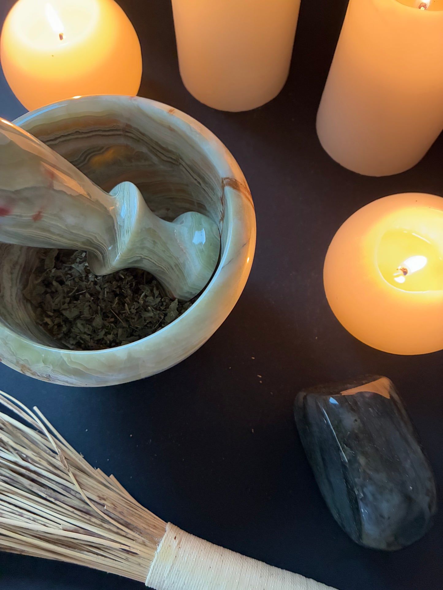 Ladies Mantle – Witchcraft Herb for Love, Harmony & Emotional Wellbeing
