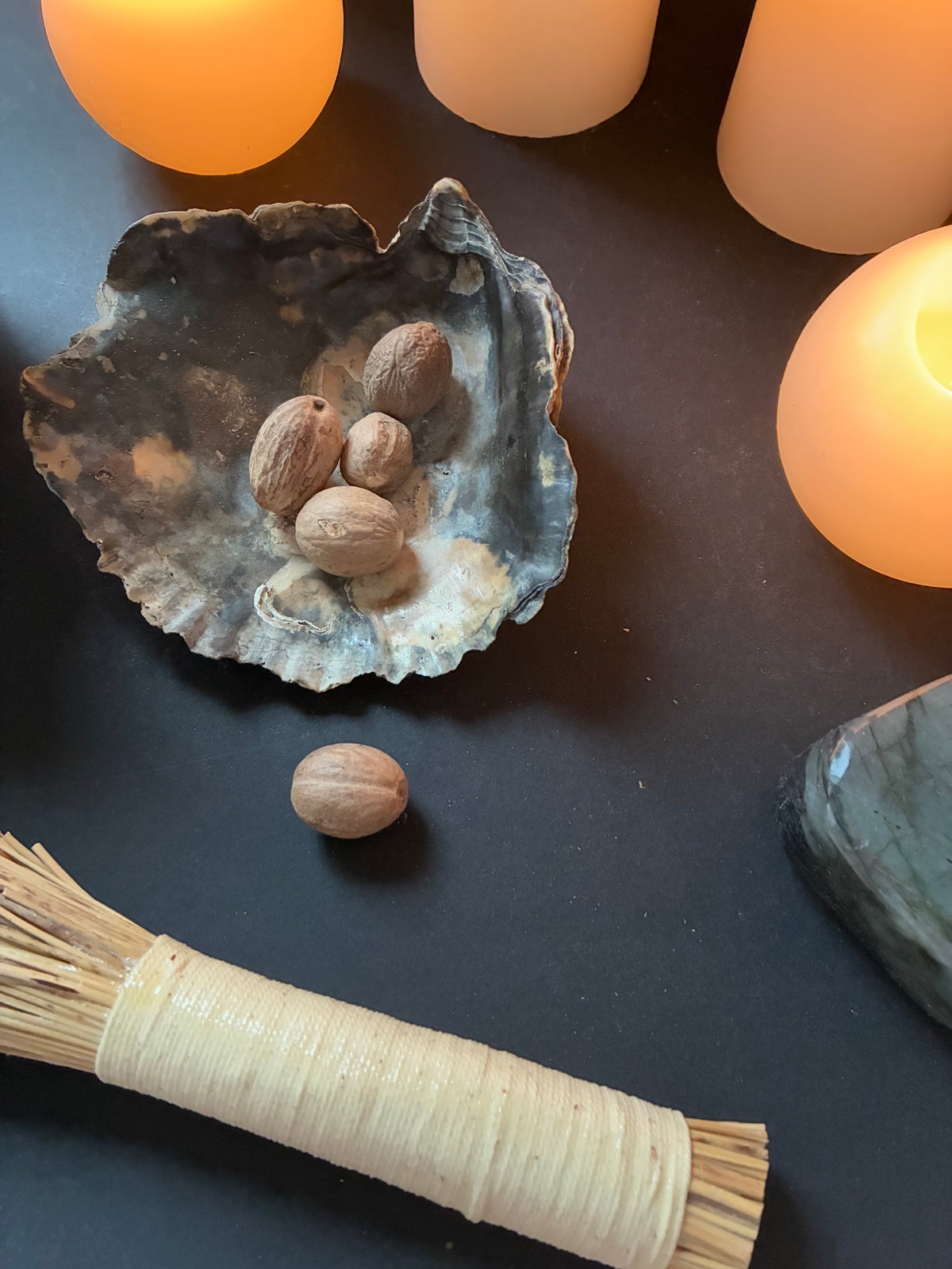 Nutmeg, Whole - Witchcraft Herb for Luck, Prosperity & Money Mag