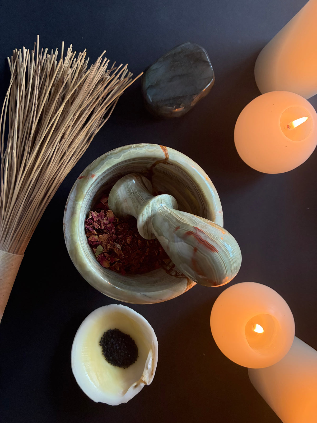 Red Rose Petals - Witchcraft Herb for Love, Protection and Psychic Powers