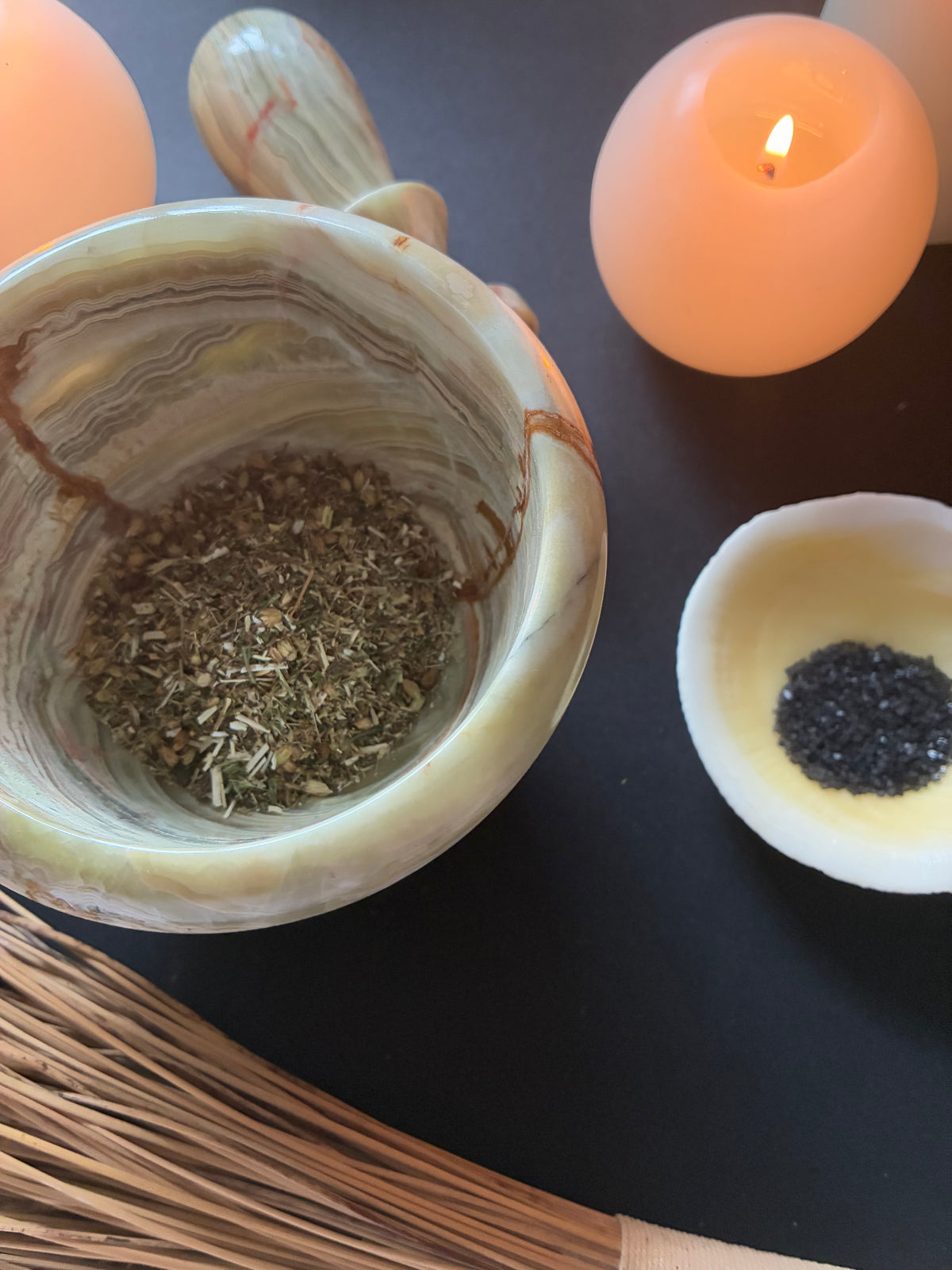 Yarrow - Witchcraft Herb for Courage & Divination