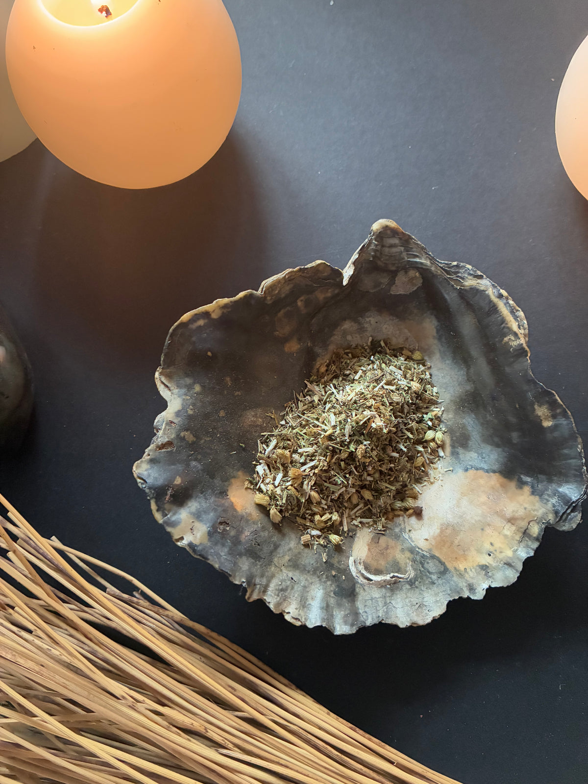 Yarrow - Witchcraft Herb for Courage & Divination